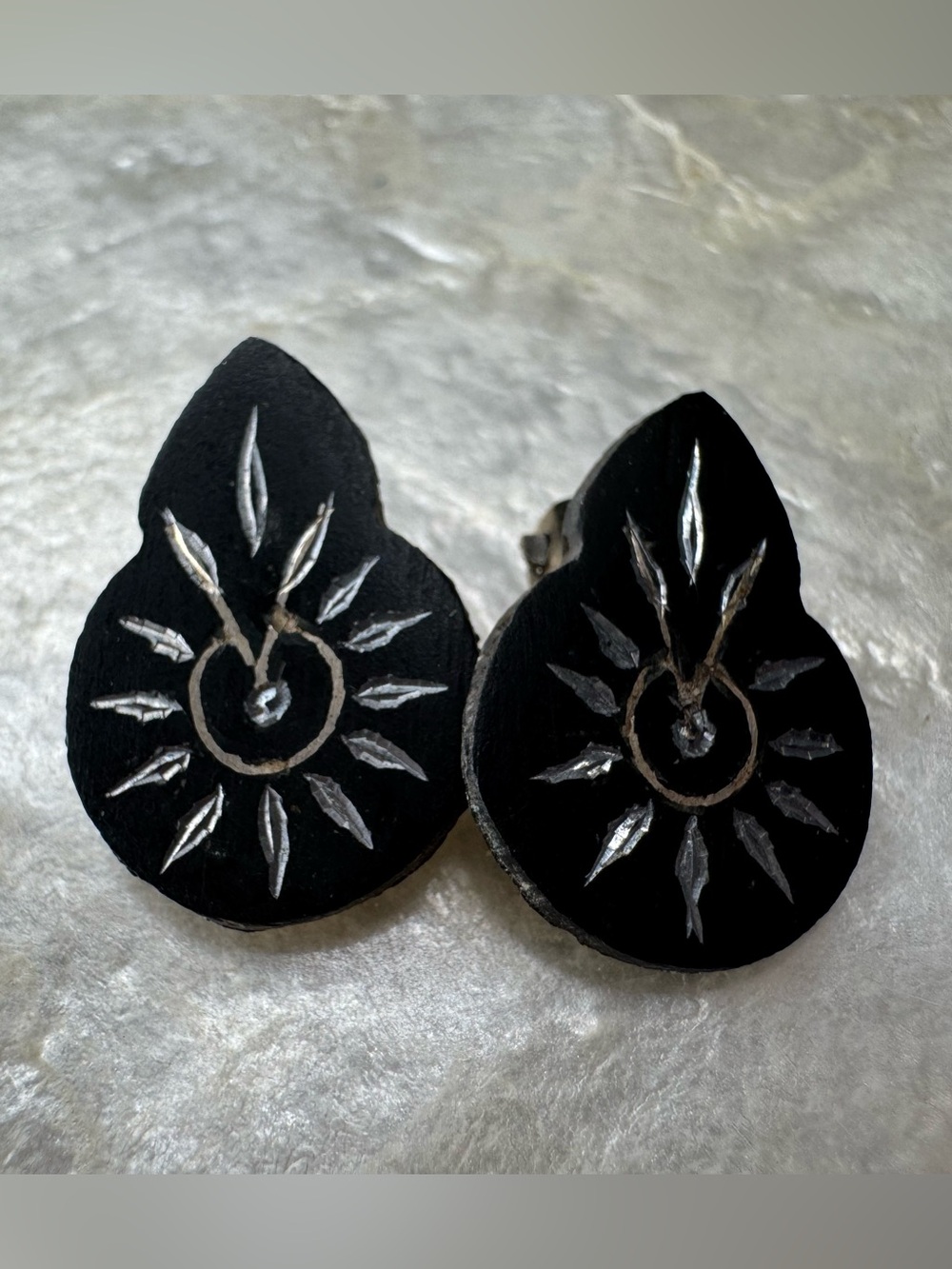 Vintage Lepakshi Bidriware Clip On Earrings Silver Inlay Boho Artisan